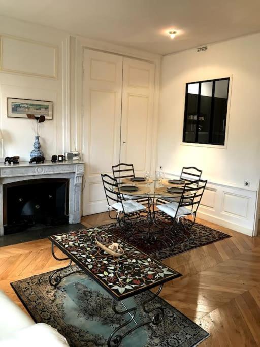 Apartamento Vue Sur L'Eau Lyon Exterior foto